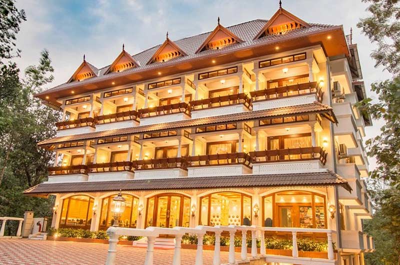 crown valley resort thekkady
